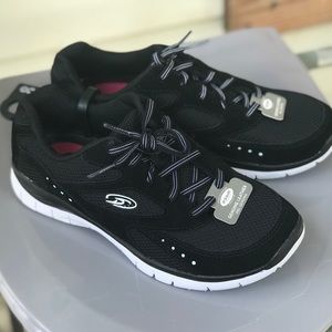 women's frida tech running shoe
